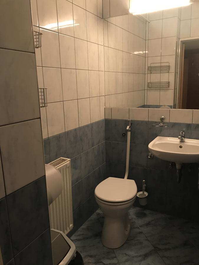 Sport Hotel Tatabánya Eksteriør bilde
